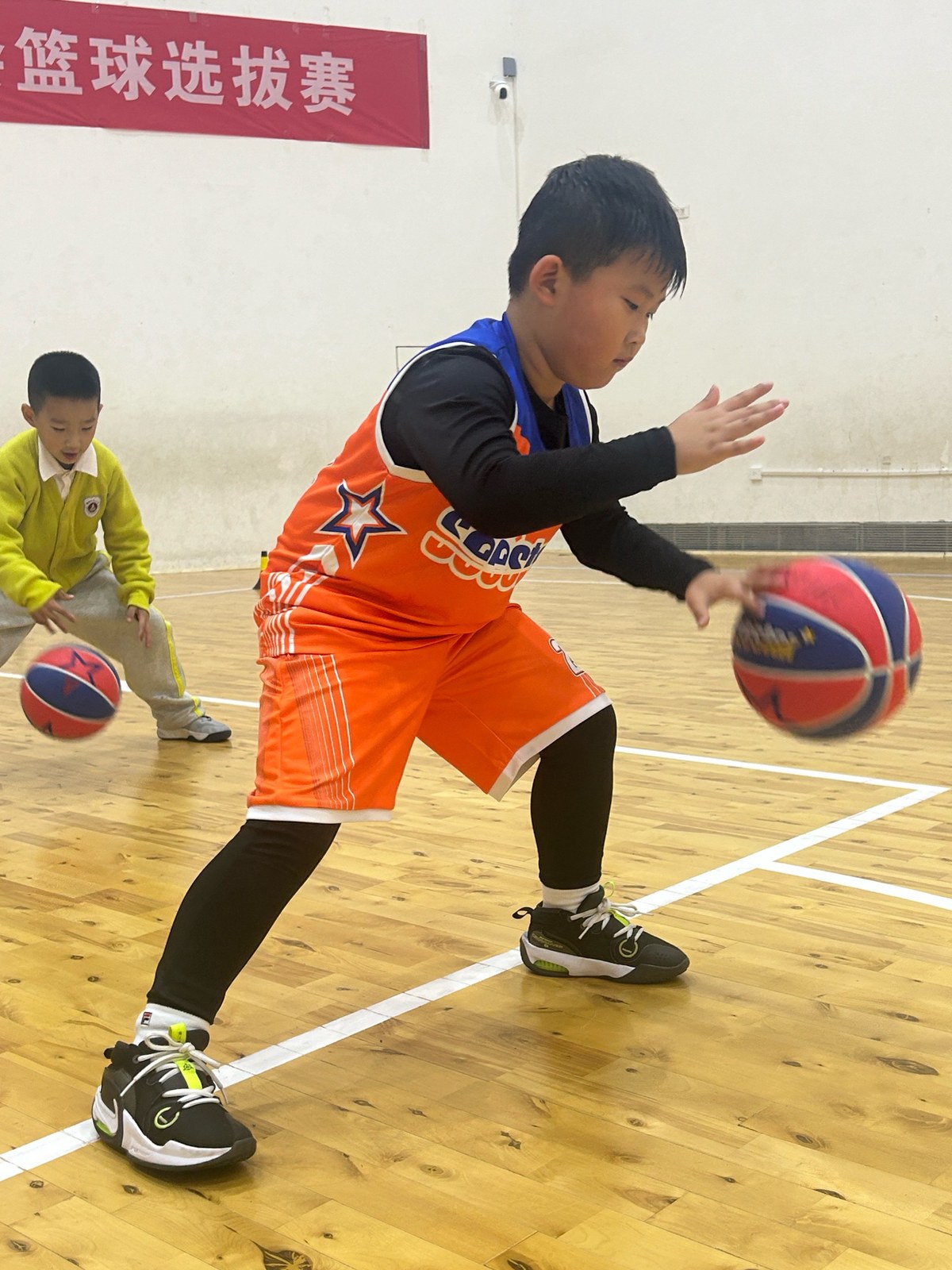 小学生适合哪些篮球技能训练